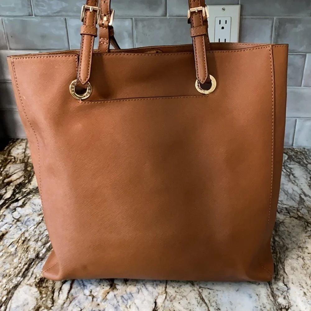 Michael Kors Brown Leather Jet Set Tote